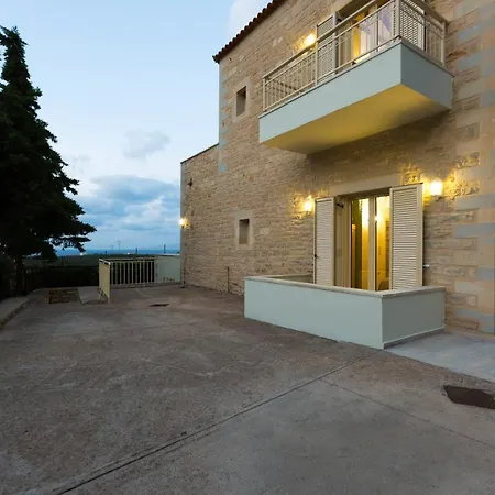 Vila Estate *