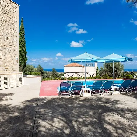 Vila Estate