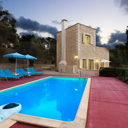 Estate * Maroulás